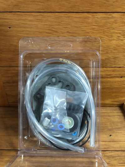 CARBURETOR REBUILD KIT